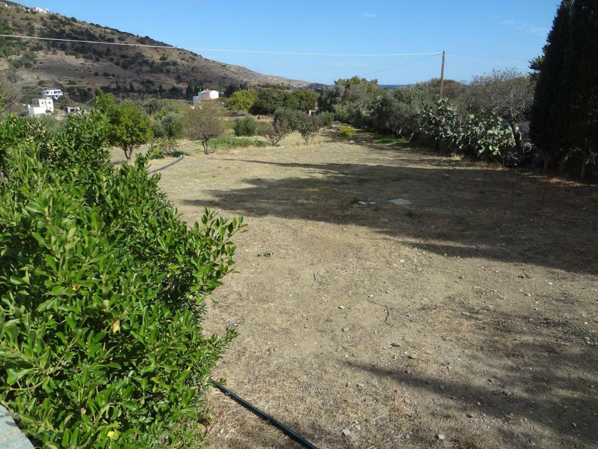 הוילה Ormos  House In The Grass Land. מראה חיצוני תמונה